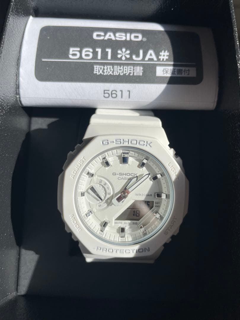 中古CASIO G-SHOCK GMA-S2100-7AJF ホワイト