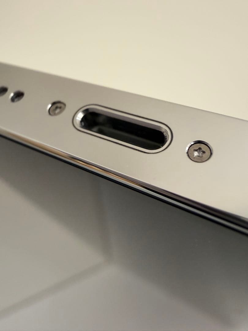 Apple iPhone 14 Pro 256GB シルバー SIMフリー