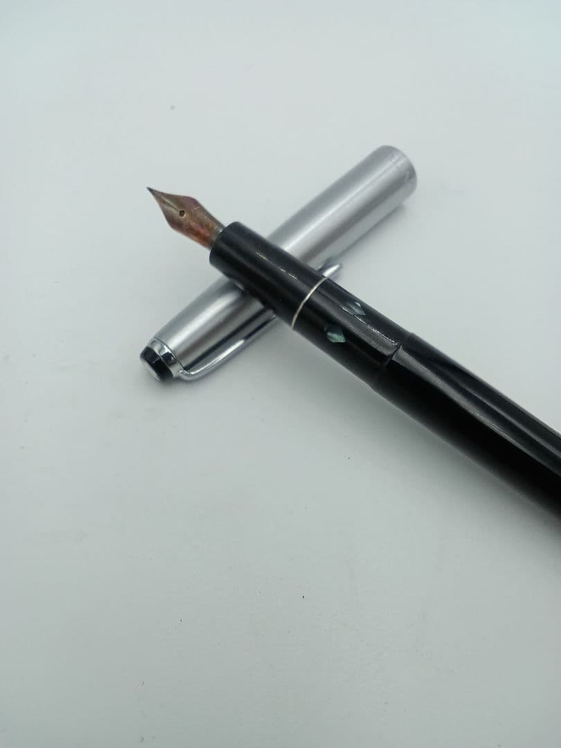 【MONTBLANC 402SG】 万年筆 黒 金ペン先