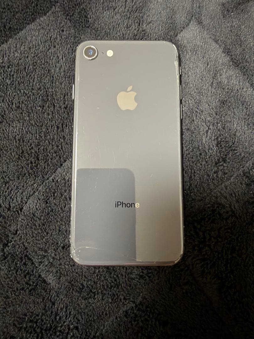 iPhone8 64GB スペースグレー