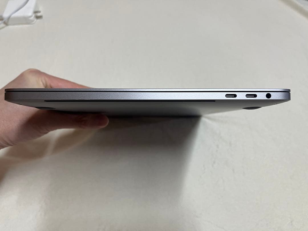 MacBook本体 MacBook Pro 13-inch 2020 1TB 32GB