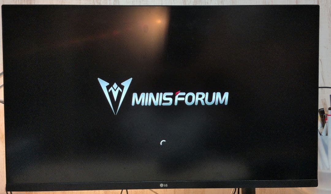 LG31.5インチ4Kモニタ　32UN550