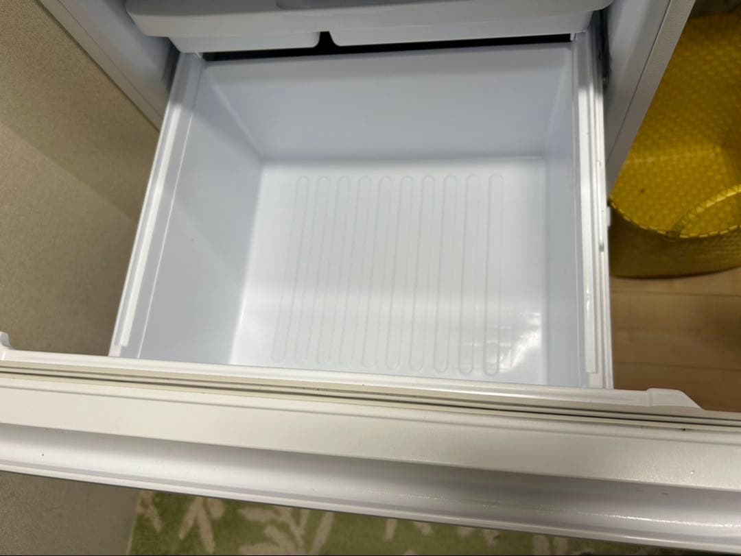 シャーププラズマクラスター冷蔵庫350Ｌ　SJ-GE35 G-W