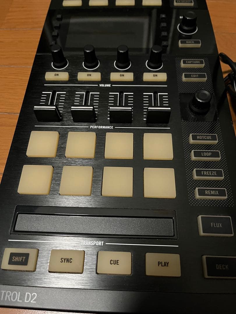TRAKTOR KONTROL D2 DJコントローラー