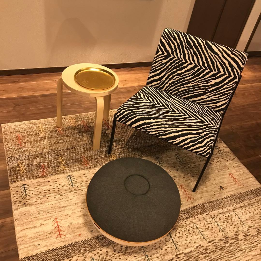 Fritz Hansen/フリッツハンセン スツール POUF/プフ 丸椅子
