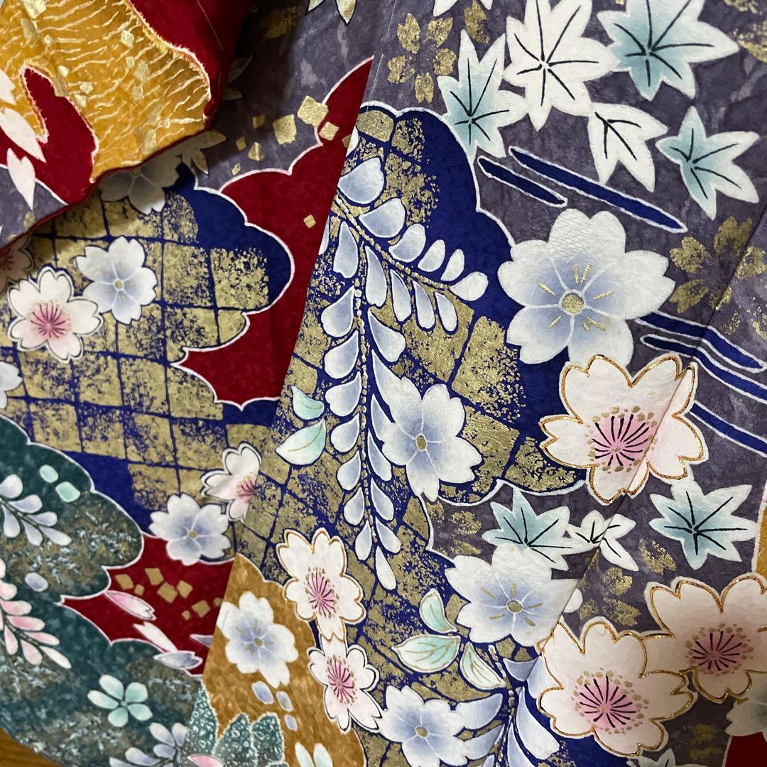 振袖フルセット　新品　特大　高身長　渋い赤に花柄 金色模様　成人式