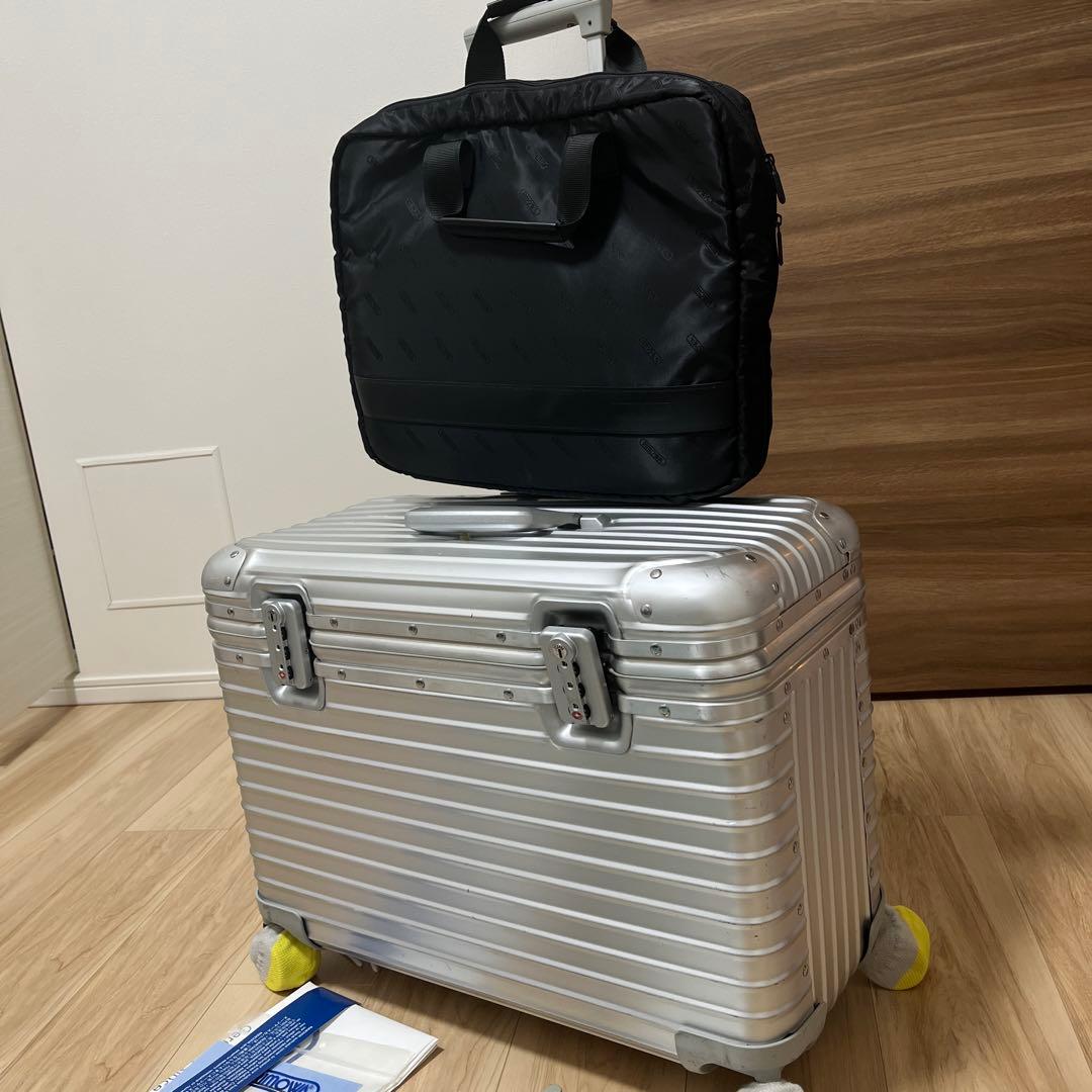 RIMOWA パイロット 4輪　37L