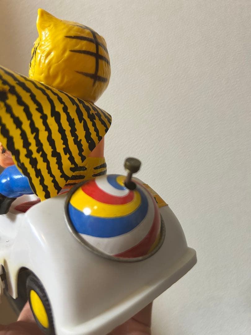 タイガーマスク　自動車