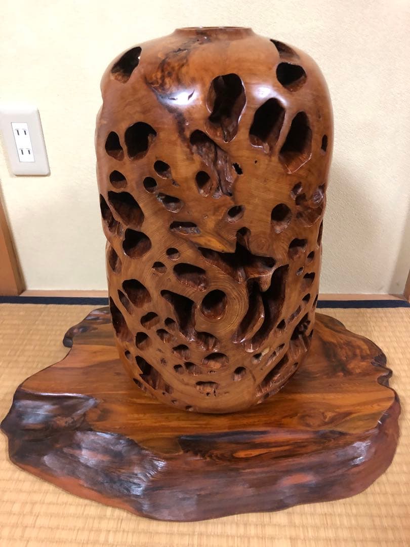 屋久杉 壺と台座