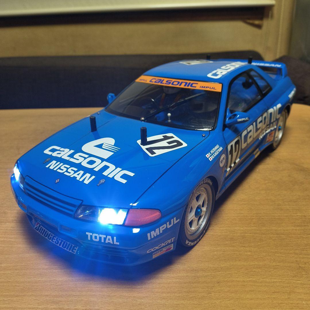 タミヤ　スカイラインボディ（ホイール、タイヤ、LED付き）のみ