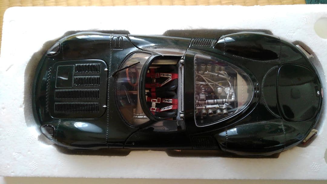 ミニカー JAGUAR  XJ13  1/18  Model Car