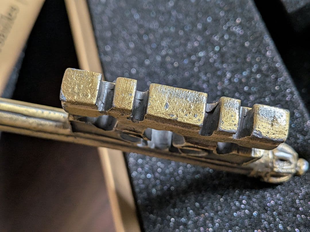 新品ベルサイユ宮殿の王室礼拝堂の鍵レプリカ　箱　ペーパーウエイト　美術館グッズ