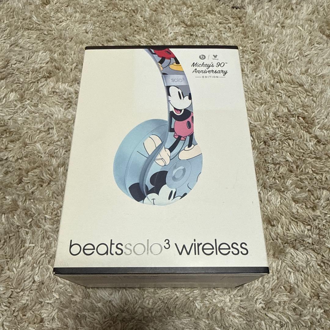 beats solo3 wireless Mickey's 90th 限定　美品