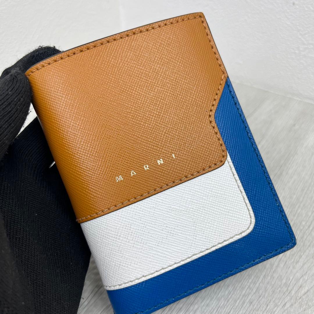 可愛い✨ MARNI マルニ 折り財布 マルチカラー サフィアーノレザー