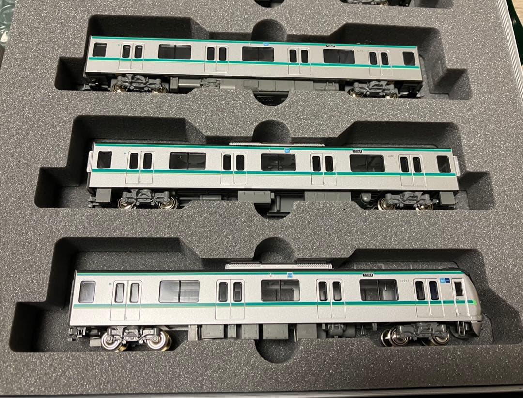 東京メトロ千代田線16000系 6両セット Nゲージ KATO 10-877