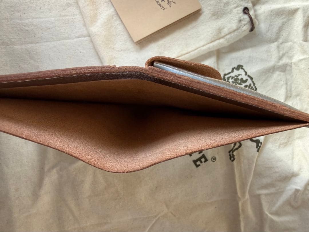 イルビゾンテ 2つ折り財布 シルバー