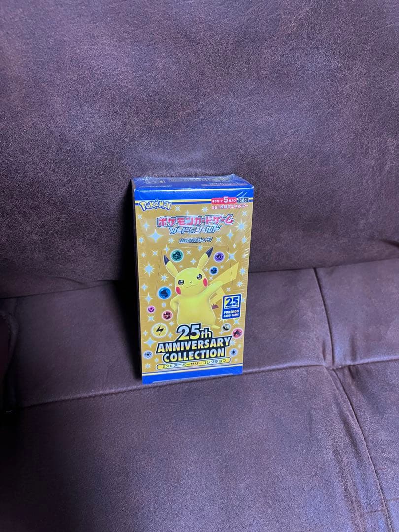ポケセン購入品　ポケモンカード　25th 1BOX 未開封　シュリンク付き