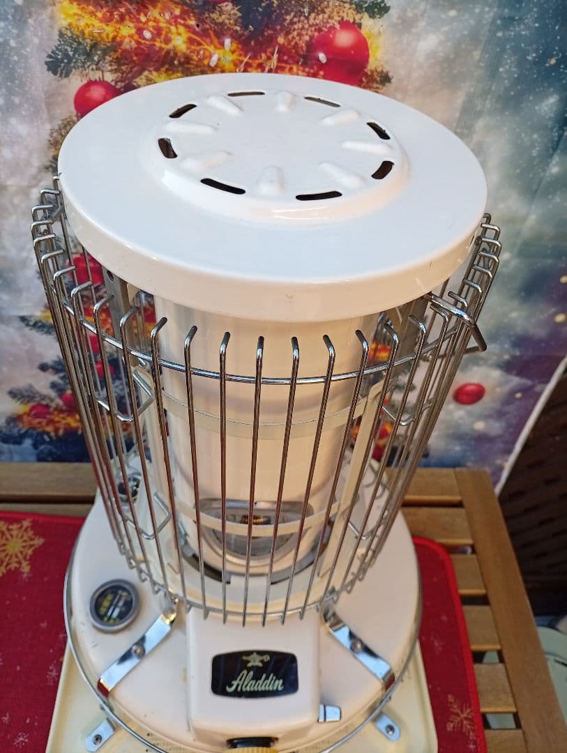 アラジン。純正芯交換済。メンテナンス済。取説付。ベージュ