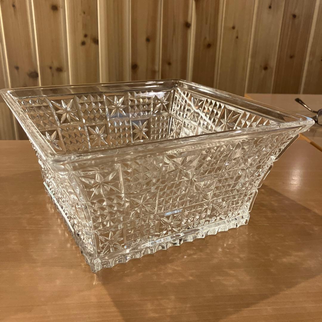 水崎長寿　義山（ガラス）四方水指　蓋なし　箱無し