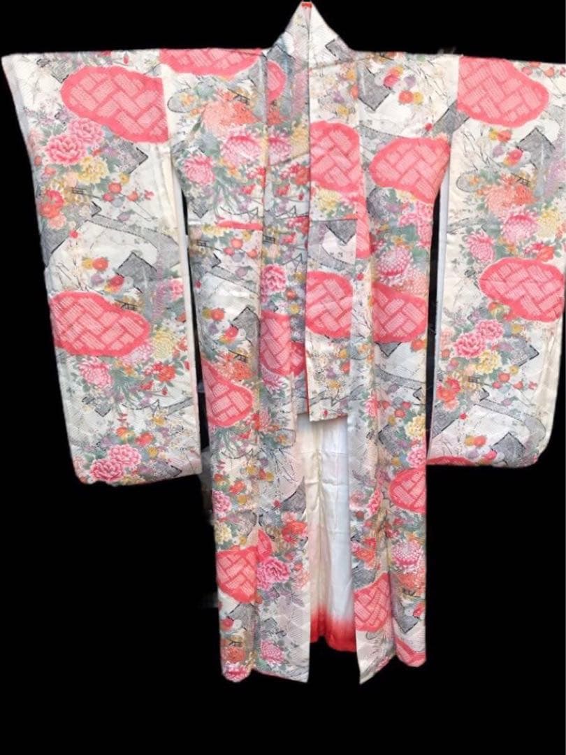 最高級　ブランド　千總　振袖 美品　Sサイズ　絞り　花柄 ピンクと白