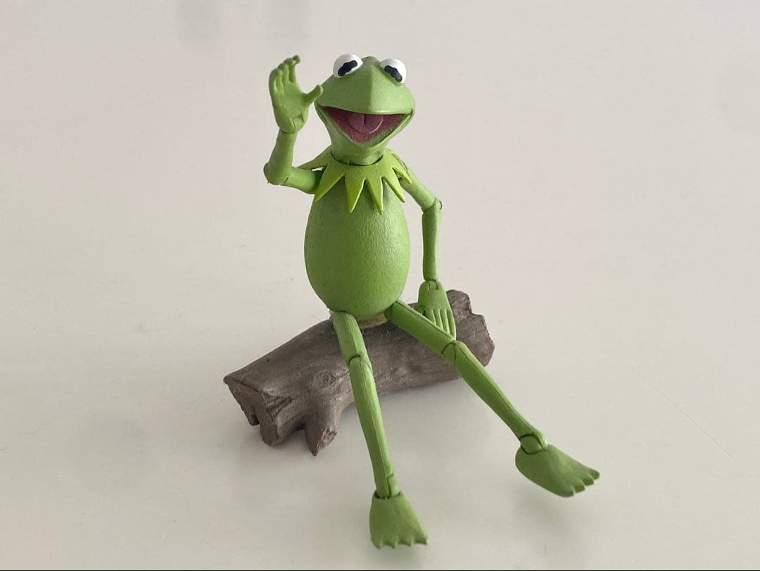 カーミット と ミスピギー の アクションフィギュア　(在庫最終)