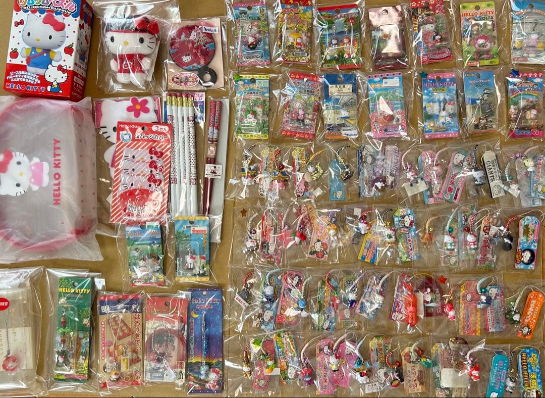 【レア】 ご当地キティ 根付け ファスナーマスコット その他まとめ売り 69点