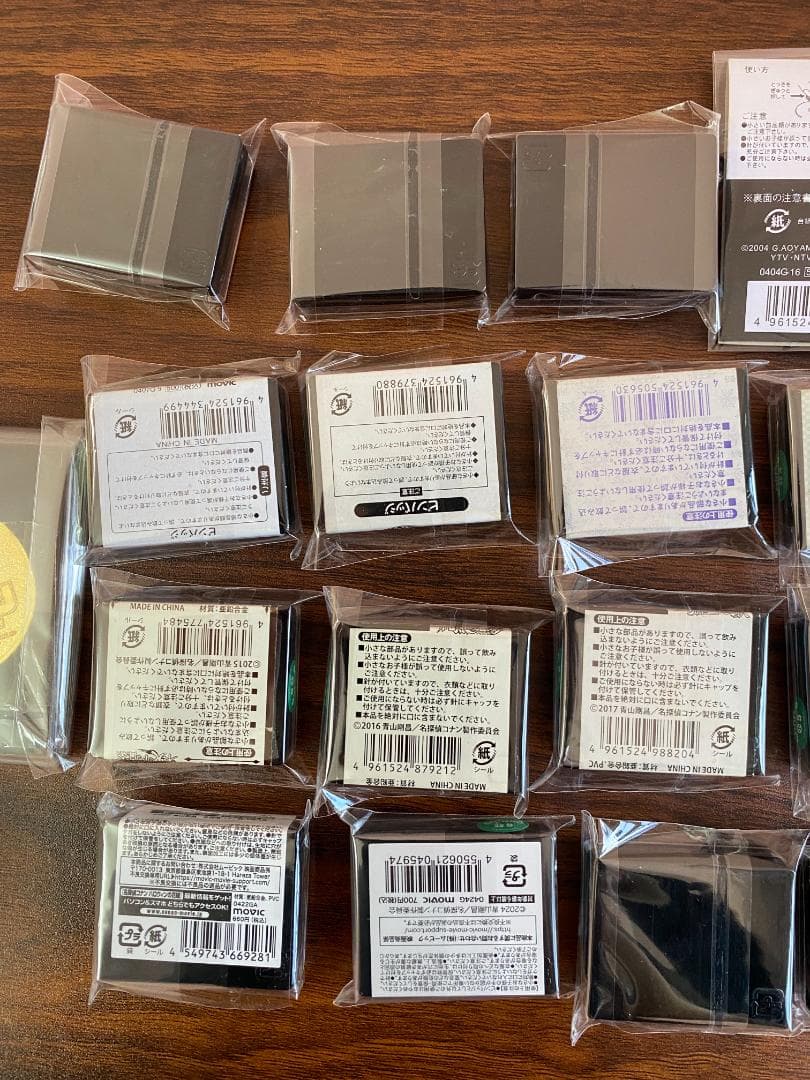 名探偵コナン　劇場版　ピンバッジ　映画　ピンズ