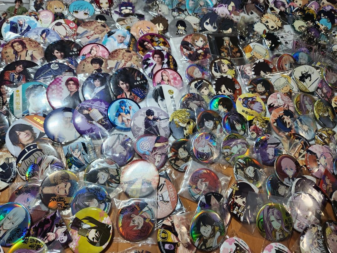 680点以上 刀剣乱舞 グッズ まとめ売り 缶バッジ ラバスト アクスタ等