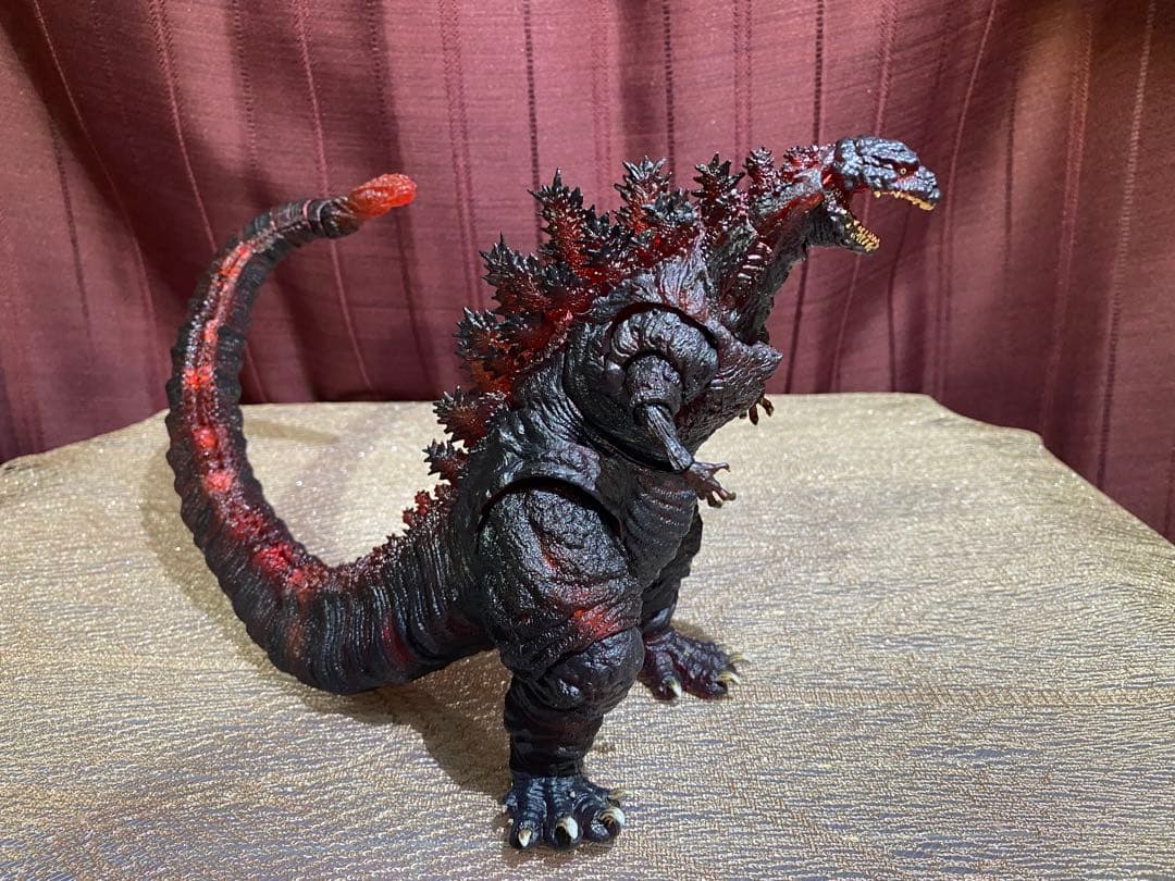 S.H.MonsterArts ゴジラ 2016 シン・ゴジラ 夜間戦闘ver