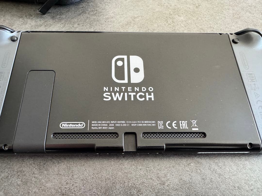 Nintendo Switch 本体　グレー