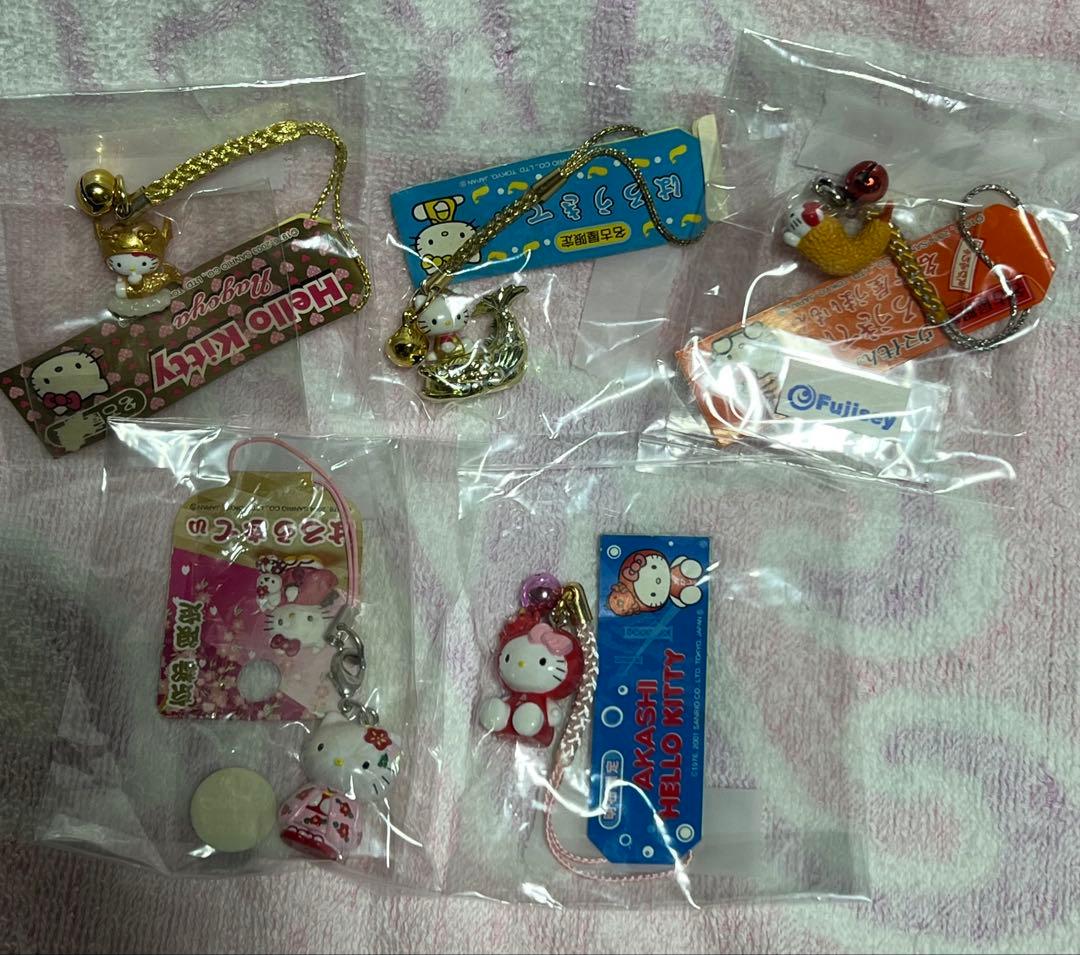 キティちゃんご当地ストラップ(根付け)＆チャーム 計28個/まとめ売り・レア美品