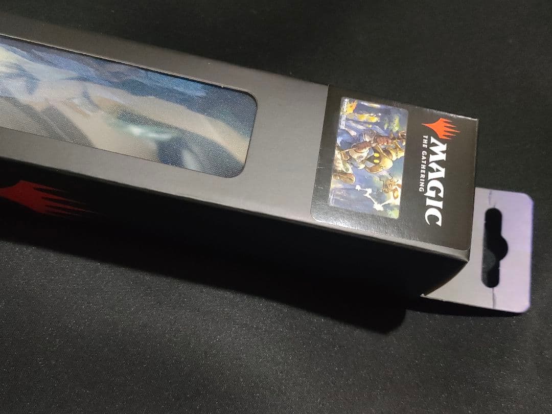 MTG×FF ウルトラプロ プレイマット　迷える黒魔道士、ビビ