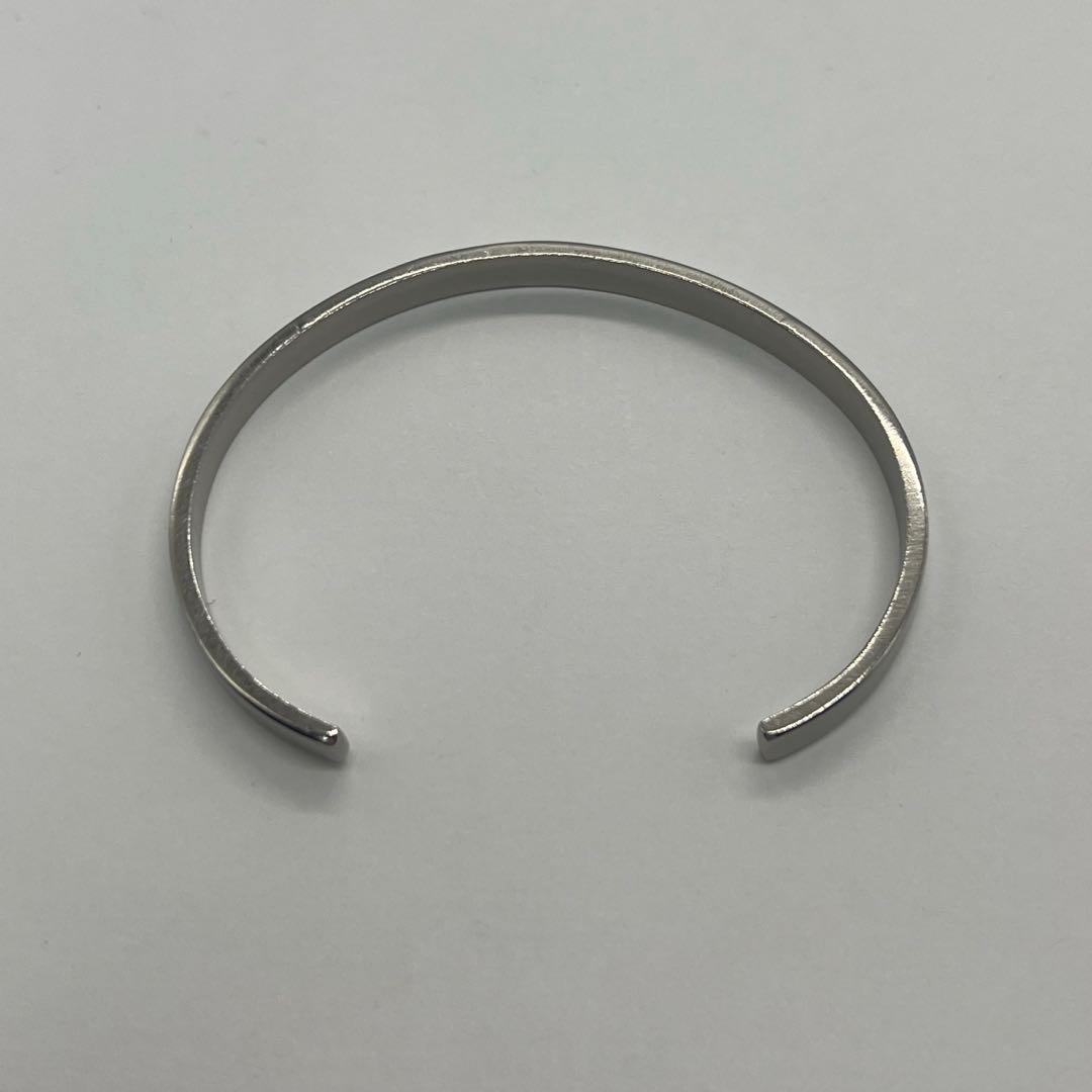 メゾン マルジェラ MAISON MARGIELA ロゴ カフ バングル SV