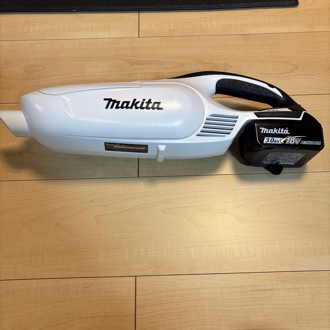 マキタ18V充電式クリーナCL182FD 純正バッテリー、純正急速充電器付