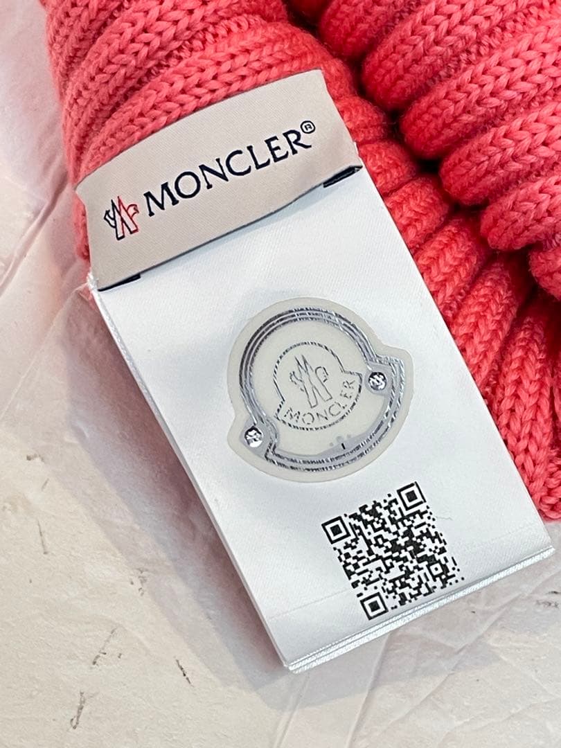 【美品】MONCLERモンクレール　ニット帽　❤︎