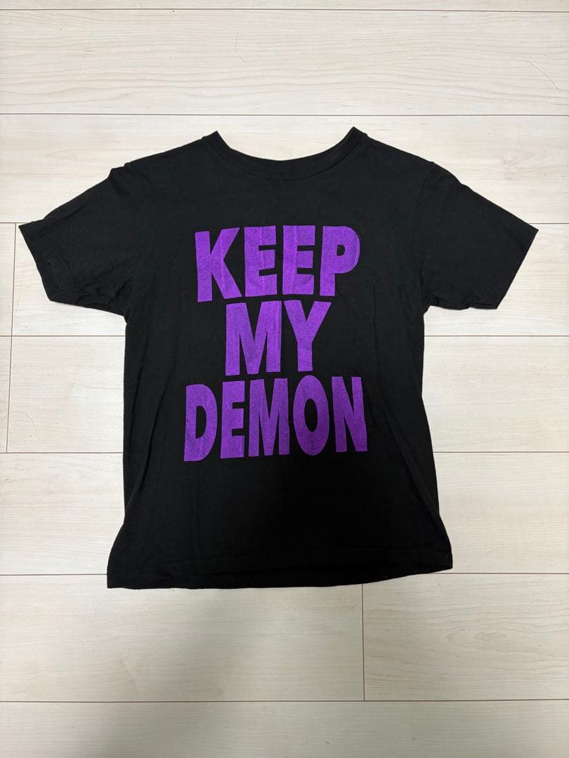 moneysex888 keep my demon Tシャツ