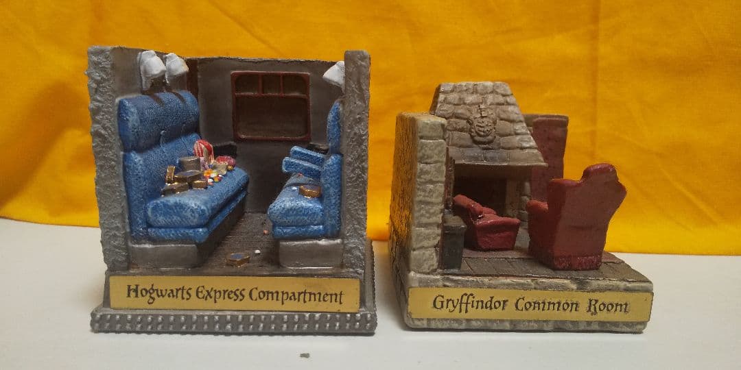 ハリーポッター ベネリック ジオラマフィギュア ホグワーツ特急車内 談話室セット