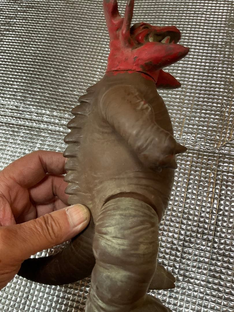 マルサン製／ガボラ。当時もの。ウルトラマンの怪獣【汚れあるが価値はあります】。