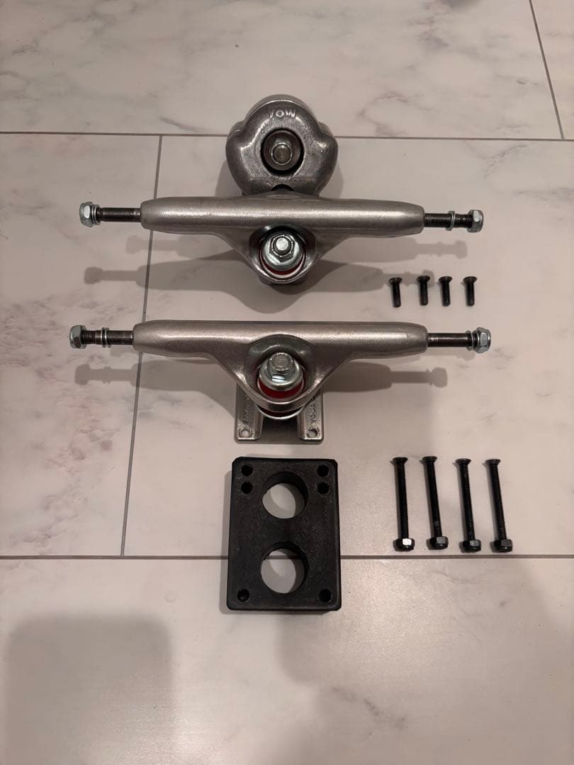 【新品未使用品】YOW スケートボードトラック