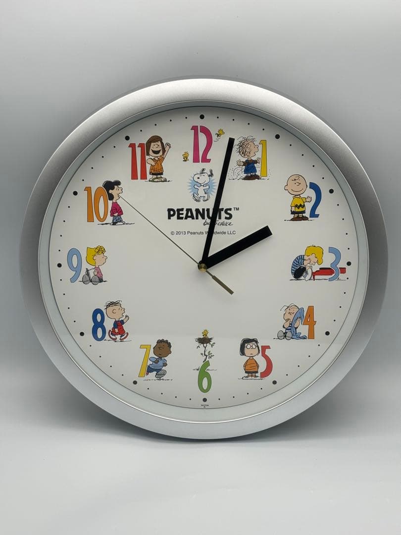 ピーナッツ　スヌーピー　掛時計