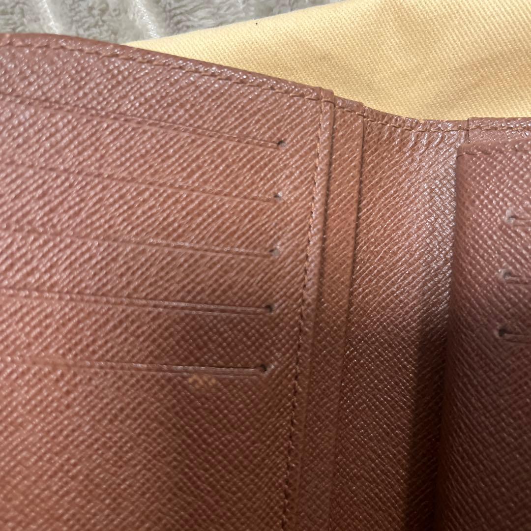 LOUIS VUITTON 二つ折り財布 ブラウン