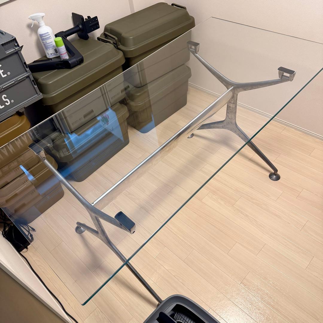 Cassina ixc. カッシーナ ガラス天板 ダイニングテーブル