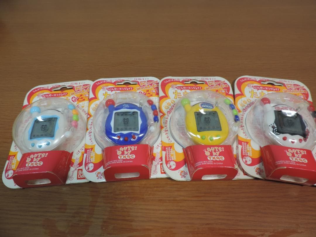 たまごっち　超じんせーエンジョイ　4個セット　長期保管未開封　481A☆