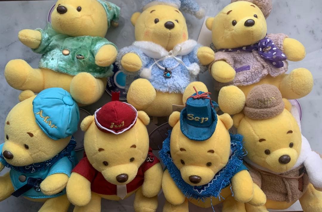 ディズニーストア　くまのプーさん ぬいぐるみ誕生日　誕生石　7点セット