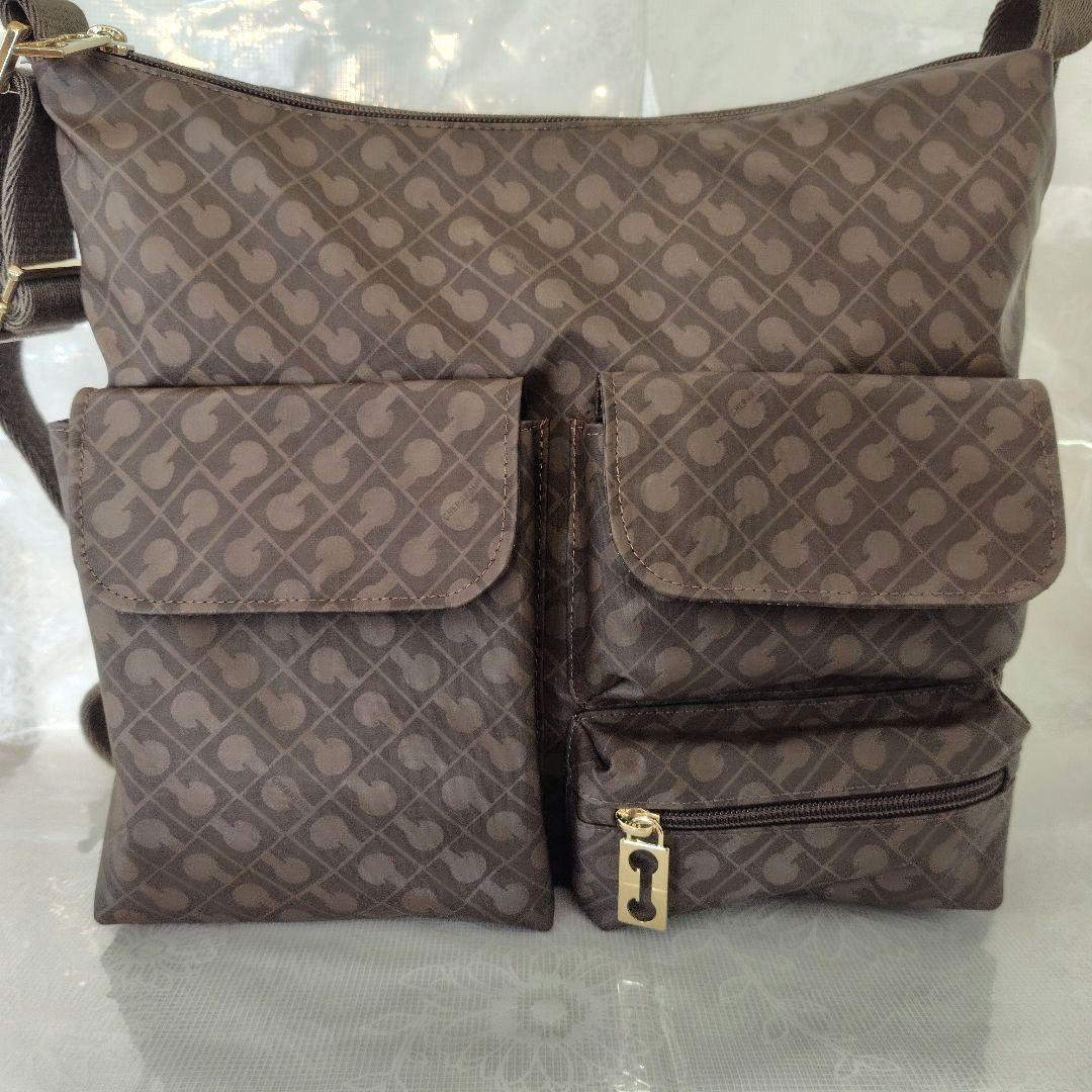 GHERARDINIゲラルディーニ ソフティ軽量ショルダーバック ブラウン