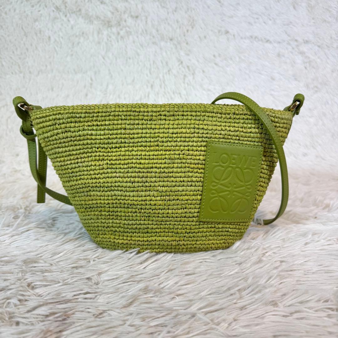 未使用級✨ロエベ ショルダーバッグ アナグラム バスケット スリットポシェット