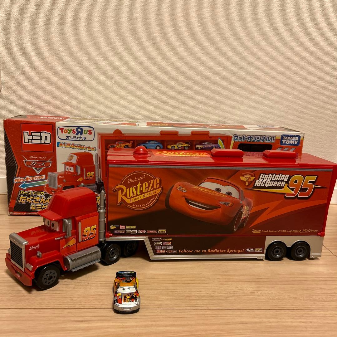 希少価値☆トミカ ライトニング・マックィーン トレーラーセット
