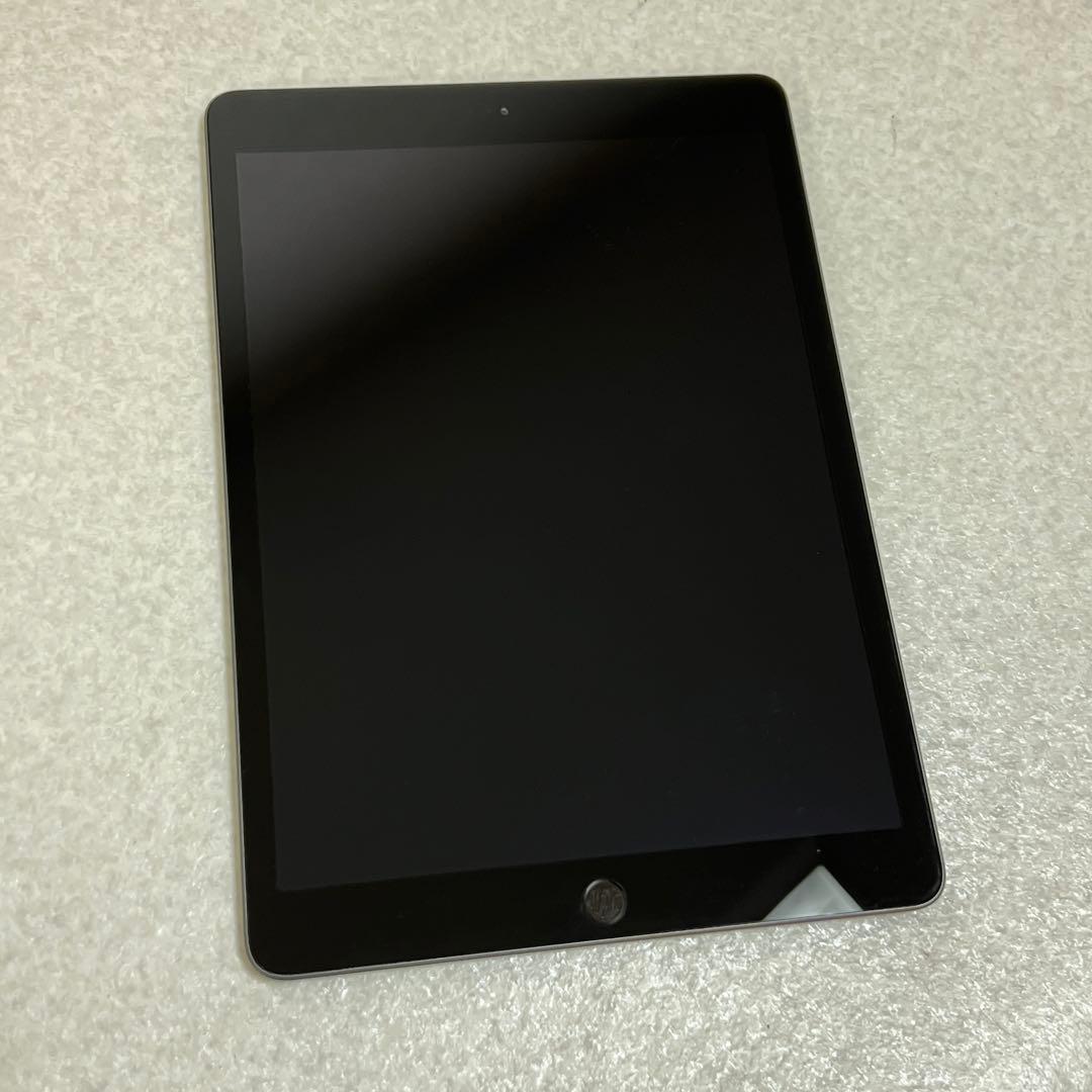 【美品】iPad 第7世代 32GB Wi-Fi SmartKeyboard