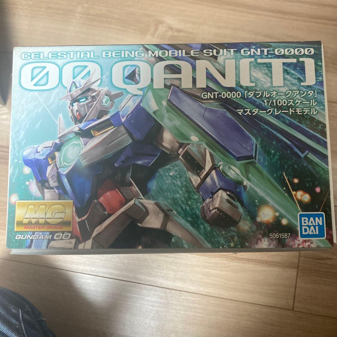 ダブルオークアンタGNT-0000 マスターグレードモデル