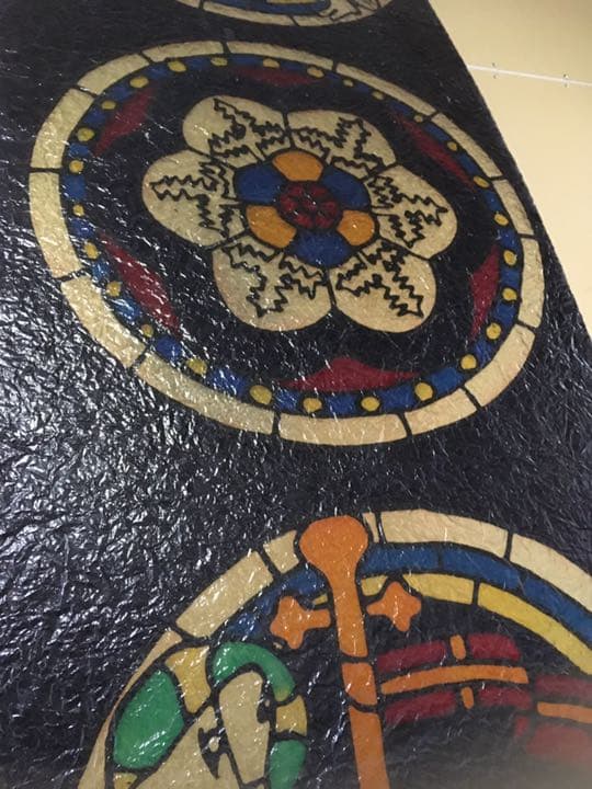 ステンドグラス　　　220センチ✖️70センチ   360センチ✖️70センチ